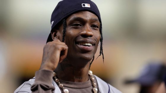 Travis Scott donates