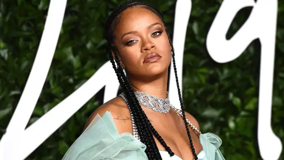 rihanna billionare